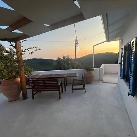 The White House Evgiros, Lefkada Holiday home *