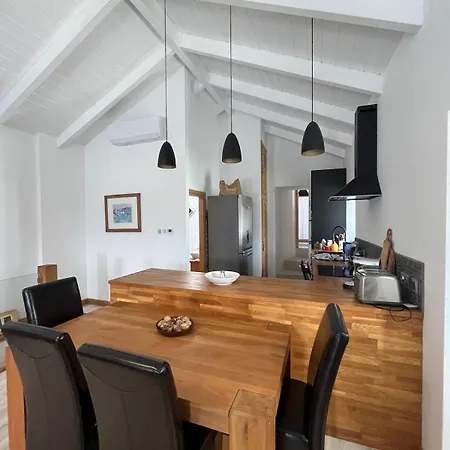 The White House Evgiros, Lefkada Holiday home *