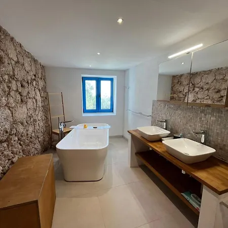 Holiday home The White House Evgiros, Lefkada *